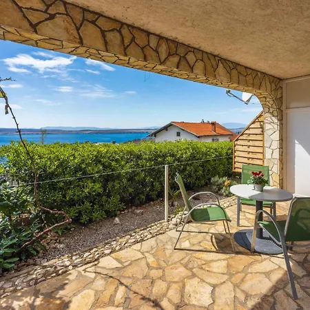 Apartment In 5316 Crikvenica